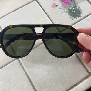 Gucci Dark Aviator Sunglasses Tortise with Greenish lenses